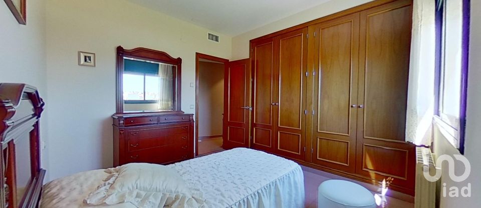 Appartement 4 chambres de 142 m² à El Vendrell (43700)