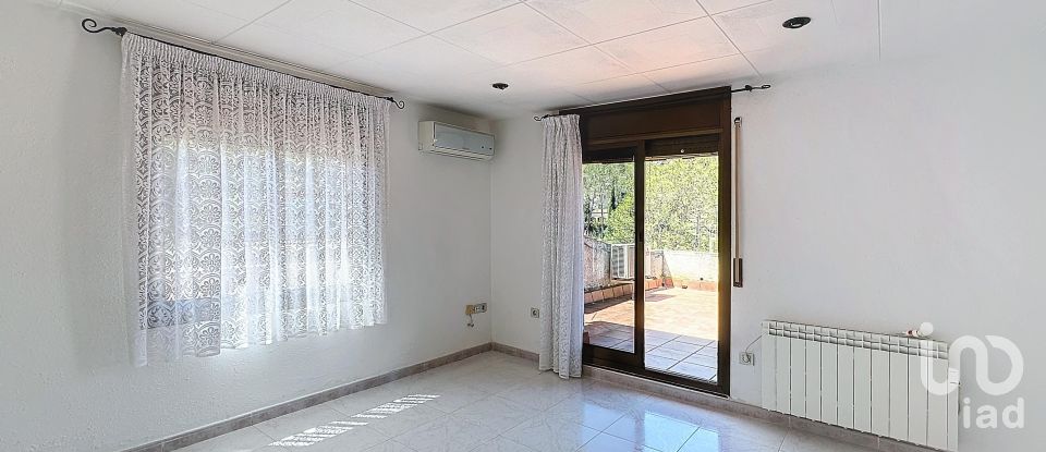 Casa 5 habitacions de 311 m² a Olivella (08818)