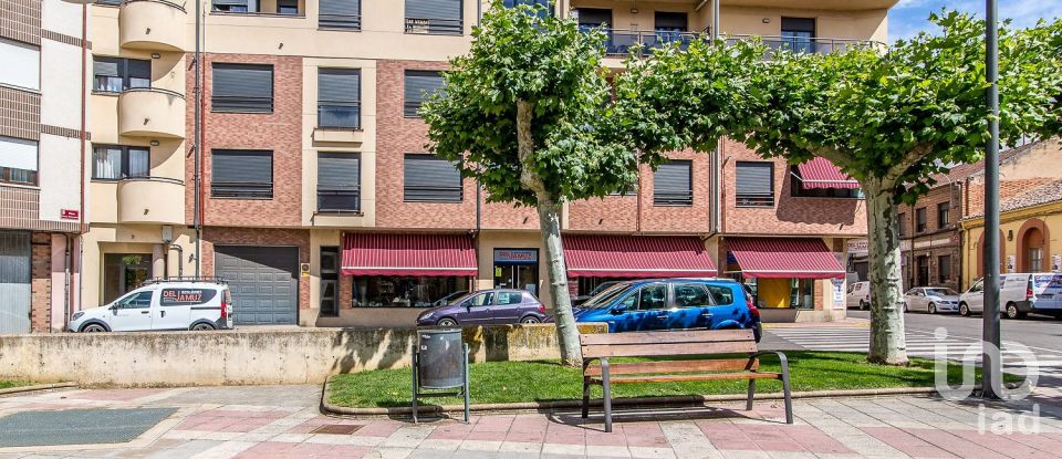 Apartment 5 bedrooms of 142 m² in La Bañeza (24750)
