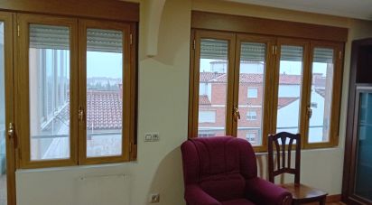Apartment 2 bedrooms of 74 m² in Soria (42001)