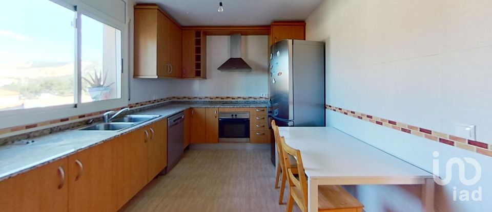 Lodge 4 bedrooms of 296 m² in El Vendrell (43700)