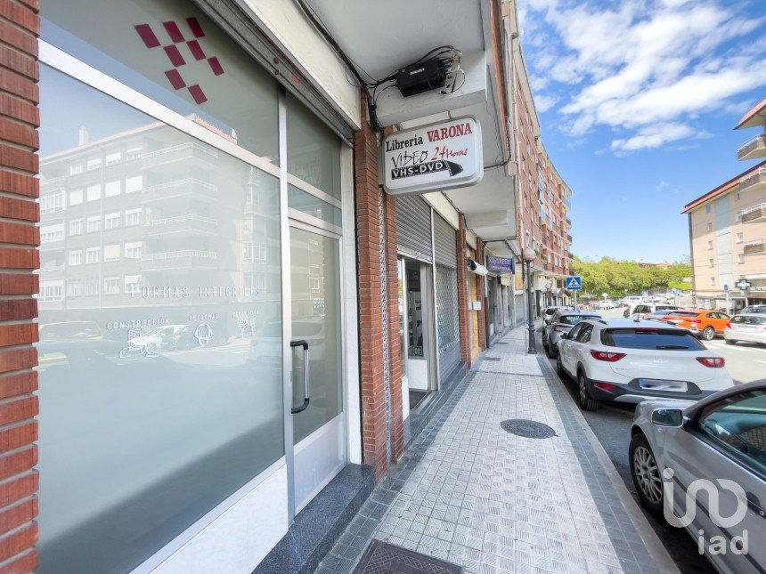 Shop / premises commercial of 92 m² in Irun (20301)