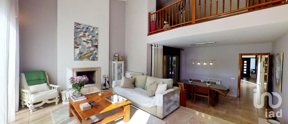 Lodge 4 bedrooms of 356 m² in Banyeres del Penedès (43711)