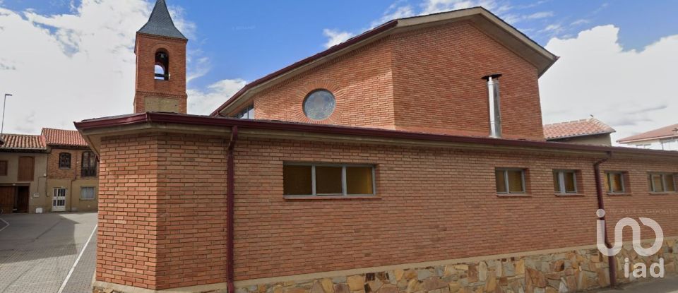 House 5 bedrooms of 307 m² in San Feliz de Orbigo (24287)