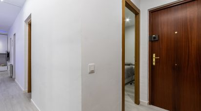 Apartment 3 bedrooms of 76 m² in Terrassa (08225)