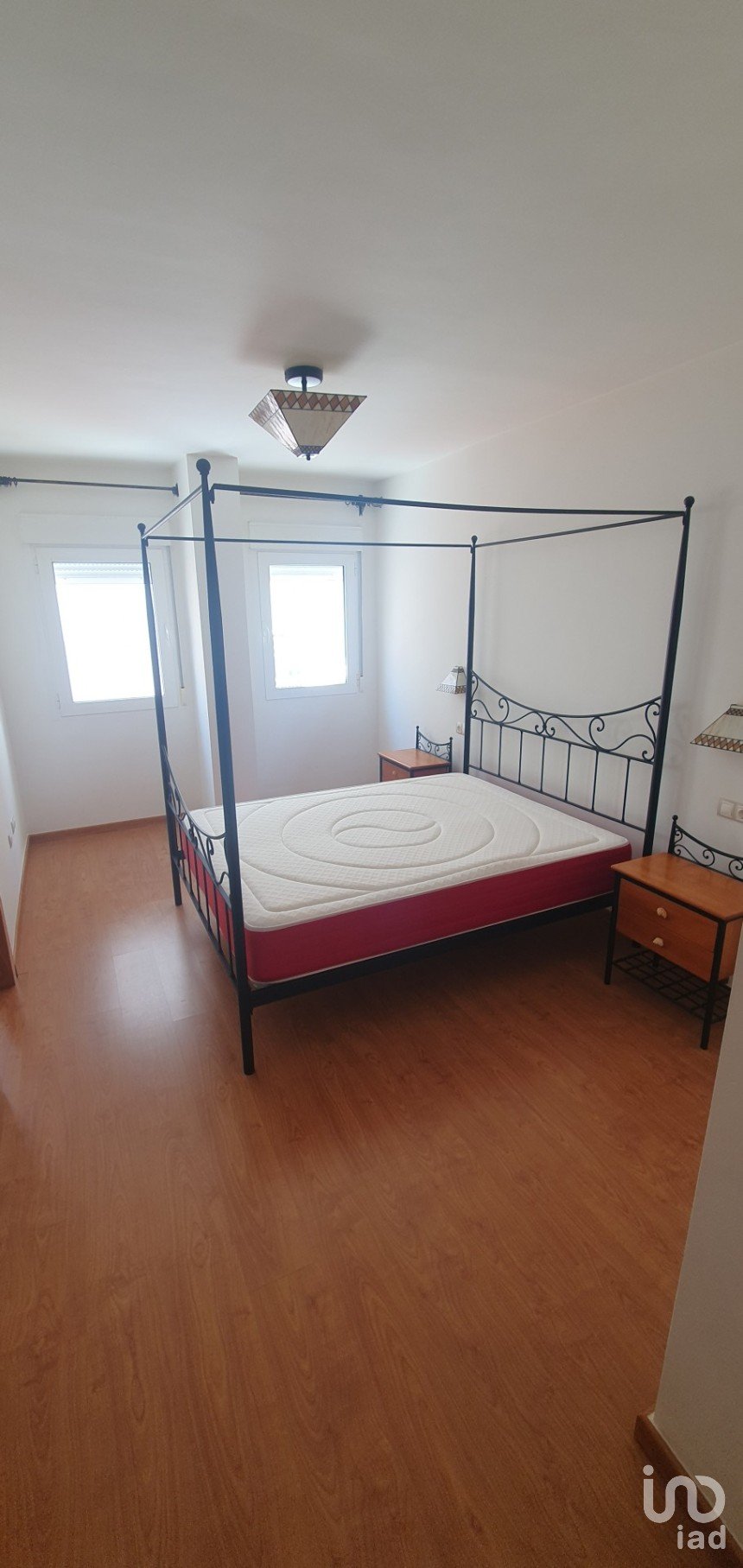 Apartment 3 bedrooms of 90 m² in Sax (03630)