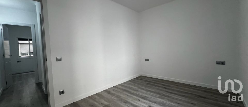 Piso 3 habitaciones de 80 m² en Santa Coloma de Gramenet (08921)