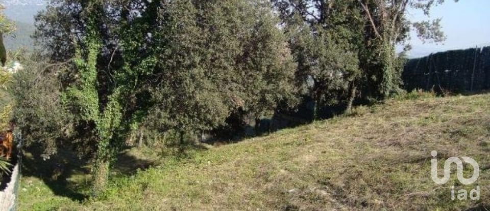 Land of 711 m² in Bigues (08415)