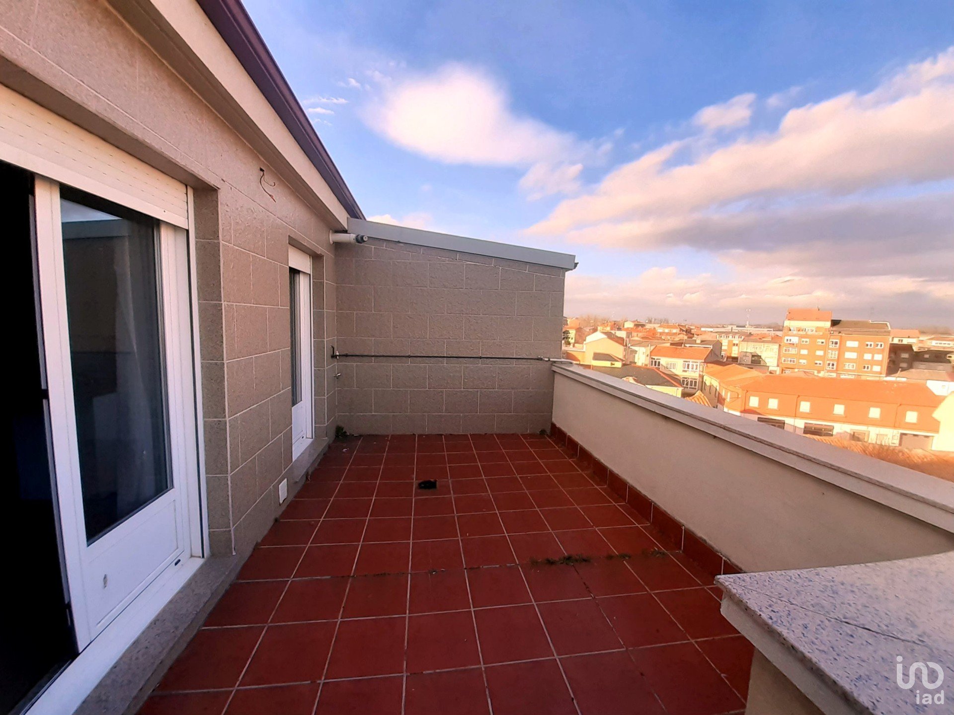 Piso 2 habitaciones de 122 m² en La Bañeza (24750)