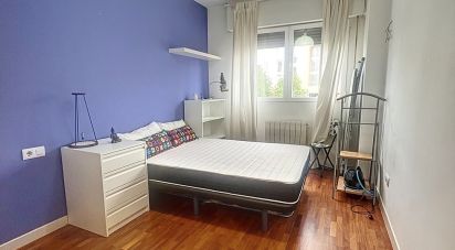 Pis 3 habitacions de 104 m² a Vitoria-Gasteiz (01001)