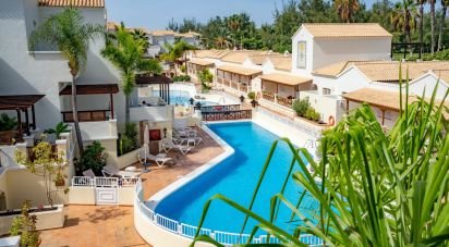 Vivienda 2 habitaciones de 87 m² en Playa de Los Cristianos (38650)