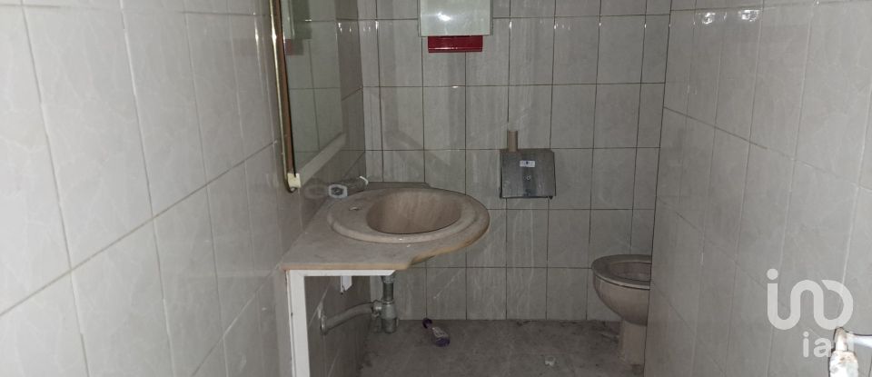 Botiga / Local comercial de 174 m² a Barcelona (08028)