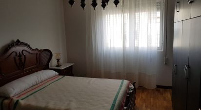 Pis 3 habitacions de 115 m² a Santa María del Páramo (24240)