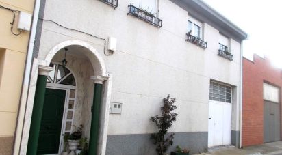 Chalet 4 habitaciones de 180 m² en Santa María del Páramo (24240)