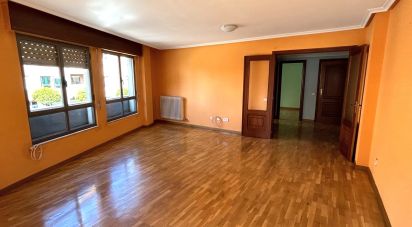 Apartment 3 bedrooms of 132 m² in León (24009)