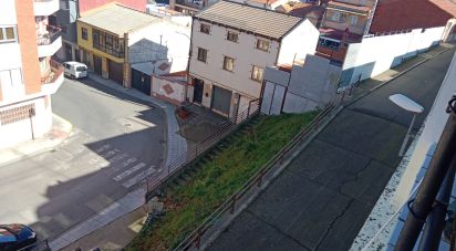 Casa 3 habitaciones de 130 m² en La Bañeza (24750)