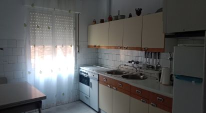 Casa 3 habitaciones de 130 m² en La Bañeza (24750)