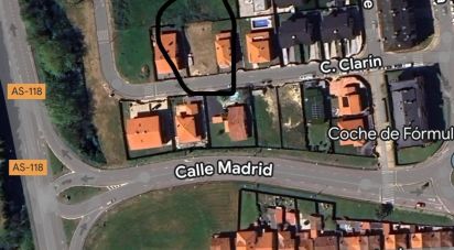 Land of 458 m² in Luanco (33440)