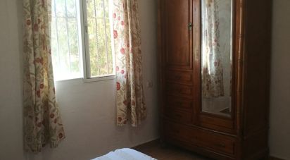 Cottage 6 bedrooms of 100 m² in Carmona (41410)