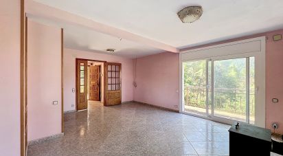 House 4 bedrooms of 188 m² in Castellví de Rosanes (08769)