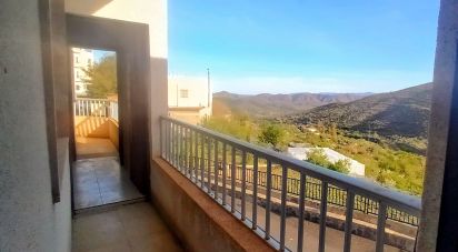 House 7 bedrooms of 250 m² in Senés (04213)