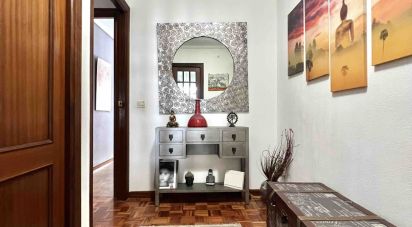 Apartment 2 bedrooms of 90 m² in A Coruña (15009)