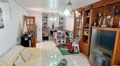 Townhouse 4 bedrooms of 98 m² in Los Palacios (03179)