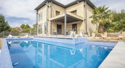 Casa señorial 3 habitaciones de 750 m² en Colmenar de Oreja (28380)