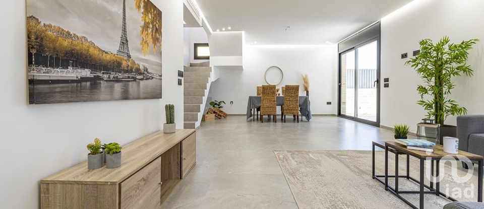 Châlet 5 chambres de 332 m² à Canyelles (08811)