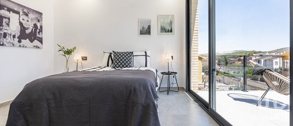 Châlet 5 chambres de 332 m² à Canyelles (08811)