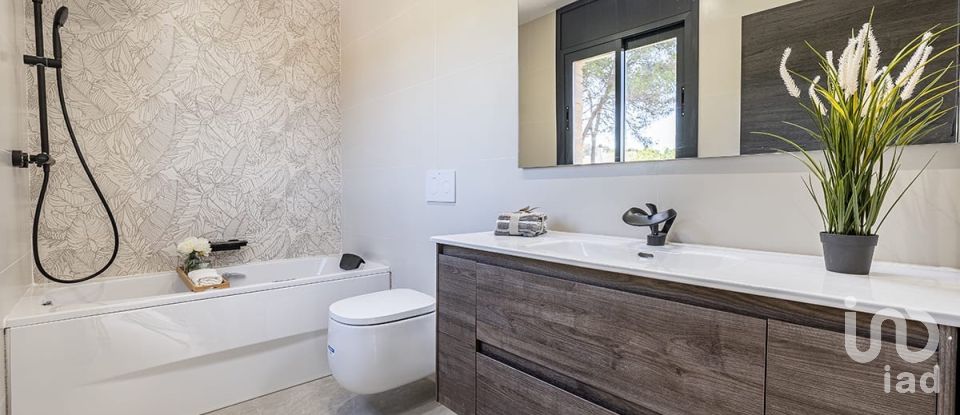 Châlet 5 chambres de 332 m² à Canyelles (08811)