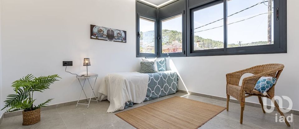 Châlet 5 chambres de 332 m² à Canyelles (08811)