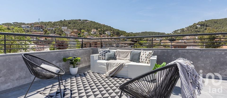 Châlet 5 chambres de 332 m² à Canyelles (08811)