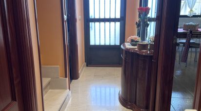 Casa de muntanya 3 habitacions de 259 m² a La Virgen del Camino (24198)