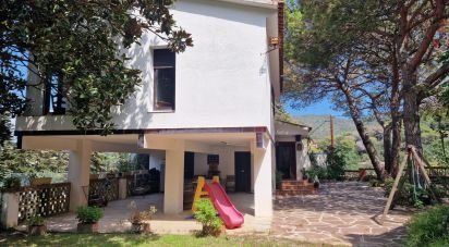 Casa rural 4 habitaciones de 600 m² en Sant Fost de Campsentelles (08105)