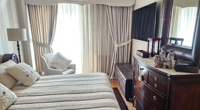 Pis 4 habitacions de 130 m² a Pontevedra (36001)