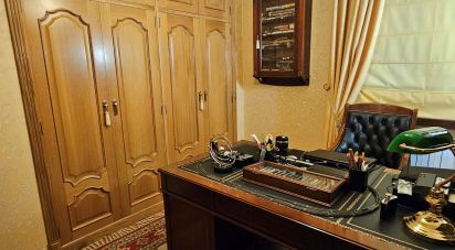 Pis 4 habitacions de 130 m² a Pontevedra (36001)