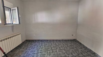 Mansion 2 bedrooms of 68 m² in Gimenells (25112)