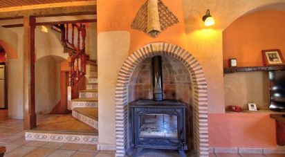 Maison 4 chambres de 267 m² à Alcala de La Jovada (03788)