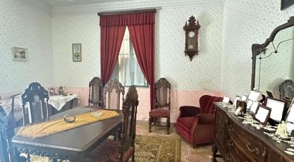 Townhouse 5 bedrooms of 955 m² in Villarrodrigo de Ordas (24276)