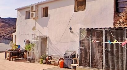 Country home 4 bedrooms of 279 m² in Cantoria (04850)