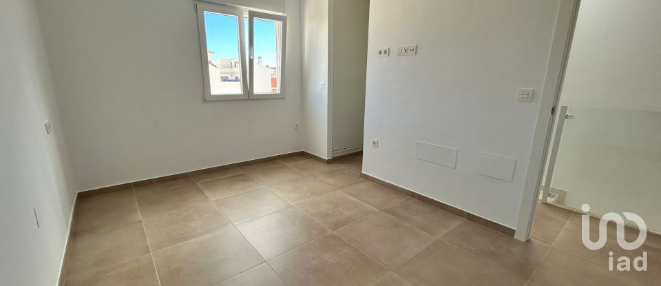 Mansion 3 bedrooms of 105 m² in Pilar de la Horadada (03190)