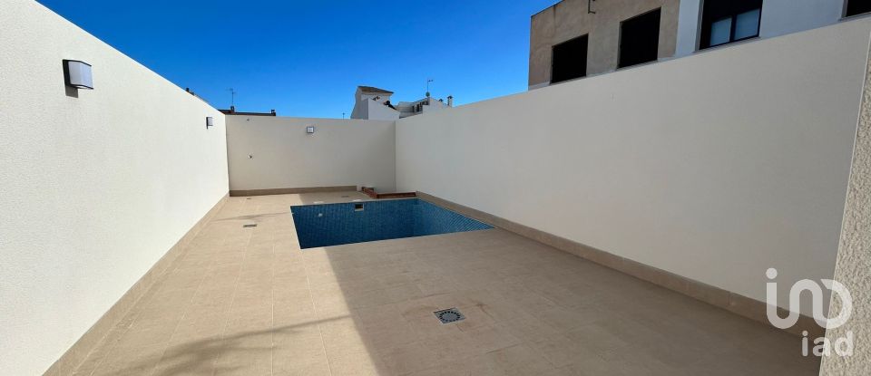 Mansion 3 bedrooms of 105 m² in Pilar de la Horadada (03190)