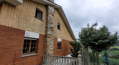 House 6 bedrooms of 321 m² in Cubelas (27714)