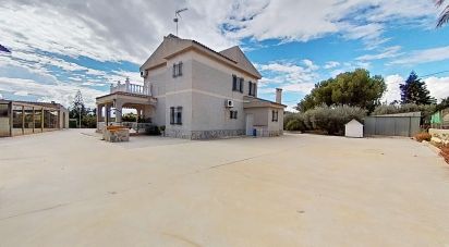 Country home 5 bedrooms of 305 m² in Partida Jubalcoi (03295)