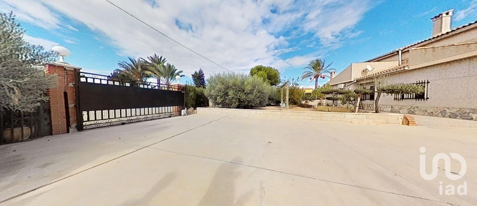 Country home 5 bedrooms of 305 m² in Partida Jubalcoi (03295)