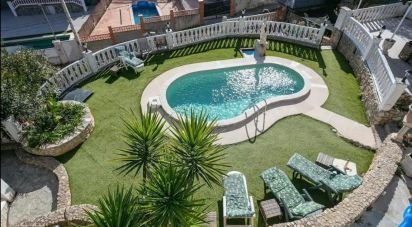 House 7 bedrooms of 1,400 m² in Olivella (08818)