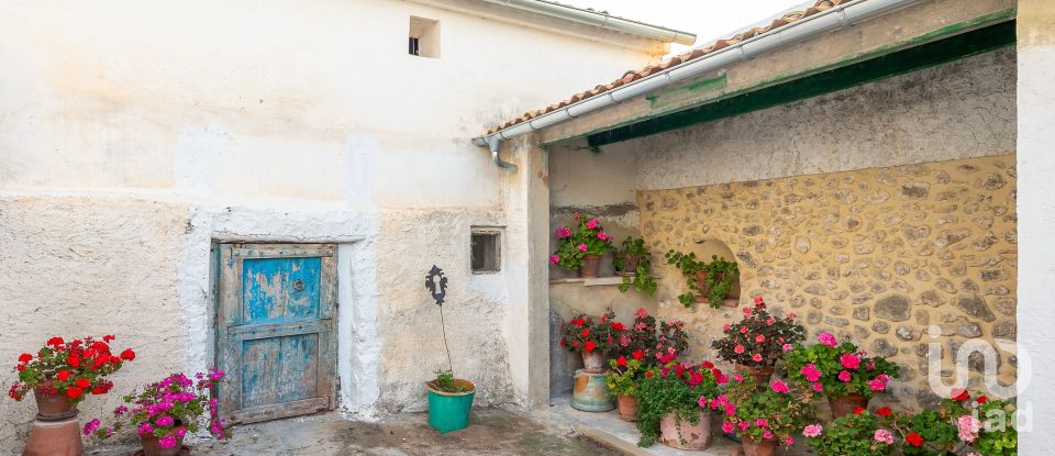 Country home 8 bedrooms of 650 m² in Xixona (03100)