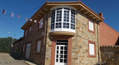 Casa 4 habitacions de 227 m² a San Justo de la Vega (24710)