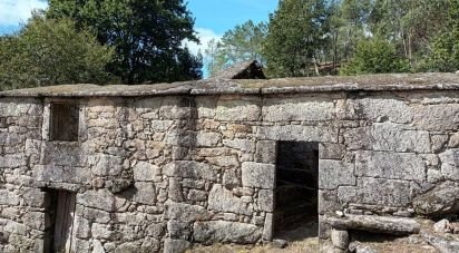 Terrain de 3 072 m² à Ponte Caldelas (36820)